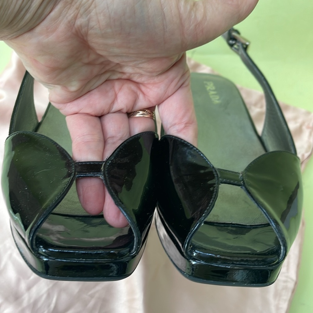 Vintage black Prada patent leather wedges with dust bag - Picture 9 of 16